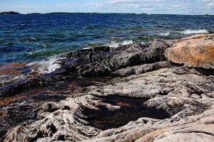 Rugged Shore   Wreck Island